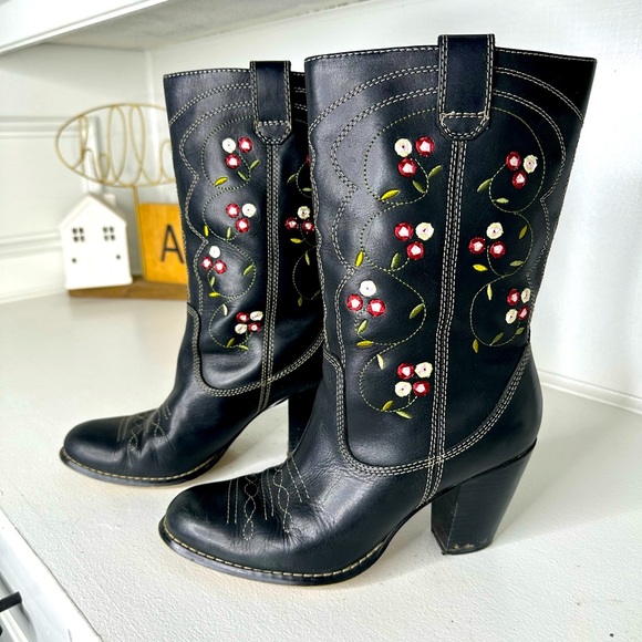 Seychelles Black Leather Floral Embroidered Western Boots – Women’s 7.5 - Picture 1 of 9